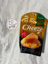 Load image into Gallery viewer, Cheeza Cheese Crackers
