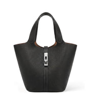 Load image into Gallery viewer, Langing Handbag with pouch and charm
