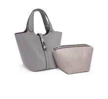 Load image into Gallery viewer, Langing Handbag with pouch and charm
