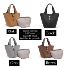 Load image into Gallery viewer, Langing Handbag with pouch and charm
