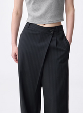 Load image into Gallery viewer, GU Wrap Slacks Z+E (Pre-Order)
