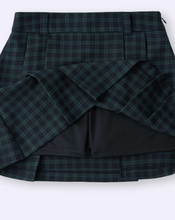 Load image into Gallery viewer, GU Side Pleated Check Skirt (Pre-order)
