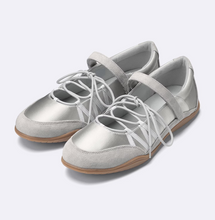 Load image into Gallery viewer, GU Lace-up ballet sneakers +E (Pre-order)
