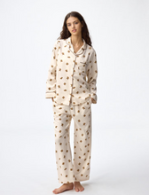 Load image into Gallery viewer, GU Satin pajamas (long sleeves &amp; long pants) (bear) (Pre-order)
