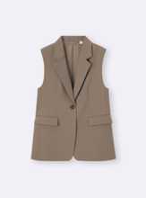 Load image into Gallery viewer, GU Tailored Vest Z (PRE-ORDER)
