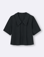 Load image into Gallery viewer, GU Big Collar Blouse (Pre-Order)
