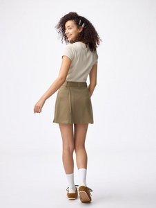 GU Side Pleated Skirt (Pre-order)