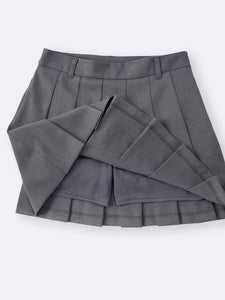 GU Pleated Skirt