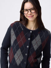 Load image into Gallery viewer, GU Puff Knit Argyle Crew Neck Cardigan (Pre-order)
